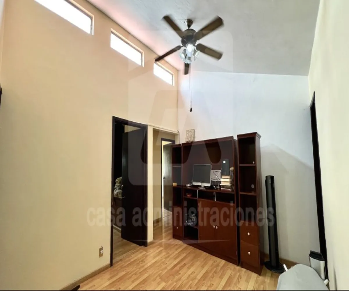 Casa En Venta,Residencial Victoria,Mármol 2989, Zapopan, Jalisco 45089, 5 Habitaciones,3 Baños,Mármol,2,pJUyhYc