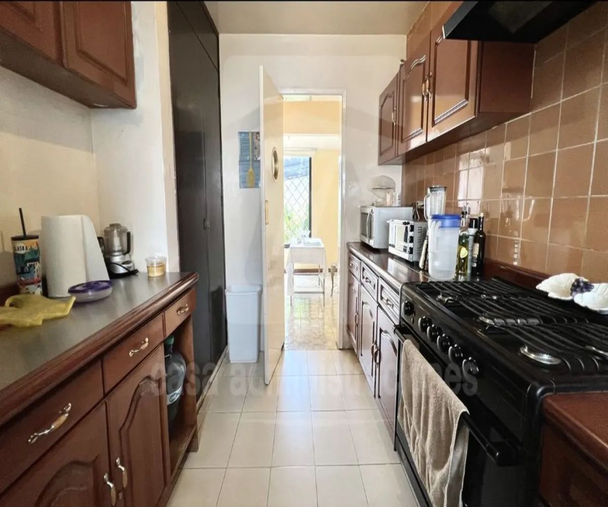 Casa En Venta,Residencial Victoria,Mármol 2989, Zapopan, Jalisco 45089, 5 Habitaciones,3 Baños,Mármol,2,pJUyhYc