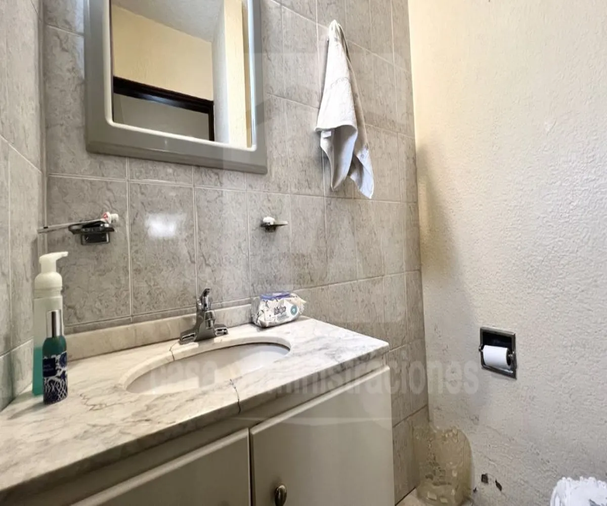 Casa En Venta,Residencial Victoria,Mármol 2989, Zapopan, Jalisco 45089, 5 Habitaciones,3 Baños,Mármol,2,pJUyhYc