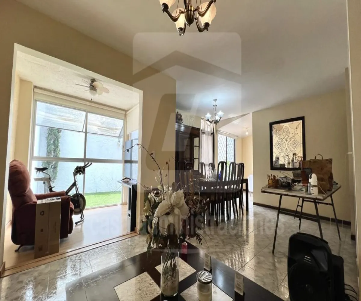 Casa En Venta,Residencial Victoria,Mármol 2989, Zapopan, Jalisco 45089, 5 Habitaciones,3 Baños,Mármol,2,pJUyhYc