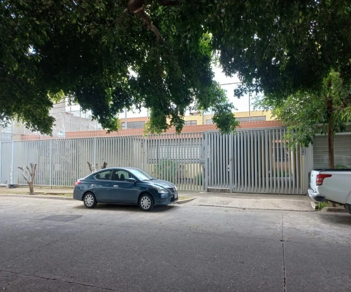 Casa En Venta,Jardines del Bosque,Calle Hércules S/N, Guadalajara, Jalisco 44520, 4 Habitaciones,4 Baños,Calle Hércules,1,pHuQw44