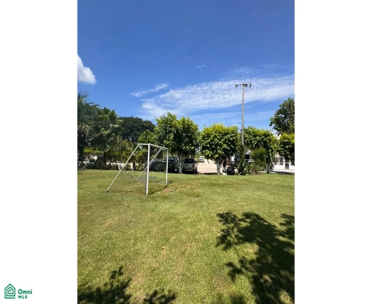 Edificio En Venta,Coapinole,Fraccionamiento Villas del Prado 40, Puerto Vallarta, Jalisco 48290,Fraccionamiento Villas del Prado,MX25993419