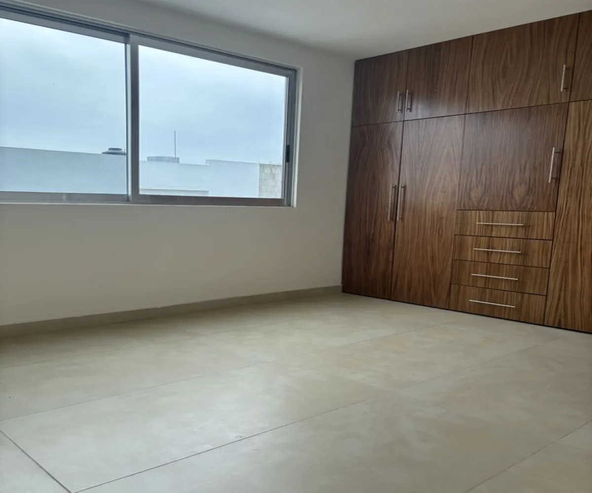 Casa En Venta,Real de Valdepeñas,Zaragoza 50 219, Zapopan, Jalisco 45134, 4 Habitaciones,4 Baños,Zaragoza,2,pdXVMQG