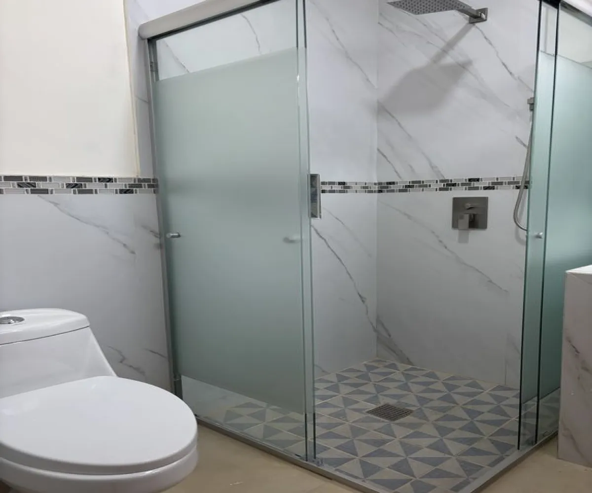 Casa En Venta,Real de Valdepeñas,Zaragoza 50 219, Zapopan, Jalisco 45134, 4 Habitaciones,4 Baños,Zaragoza,2,pdXVMQG