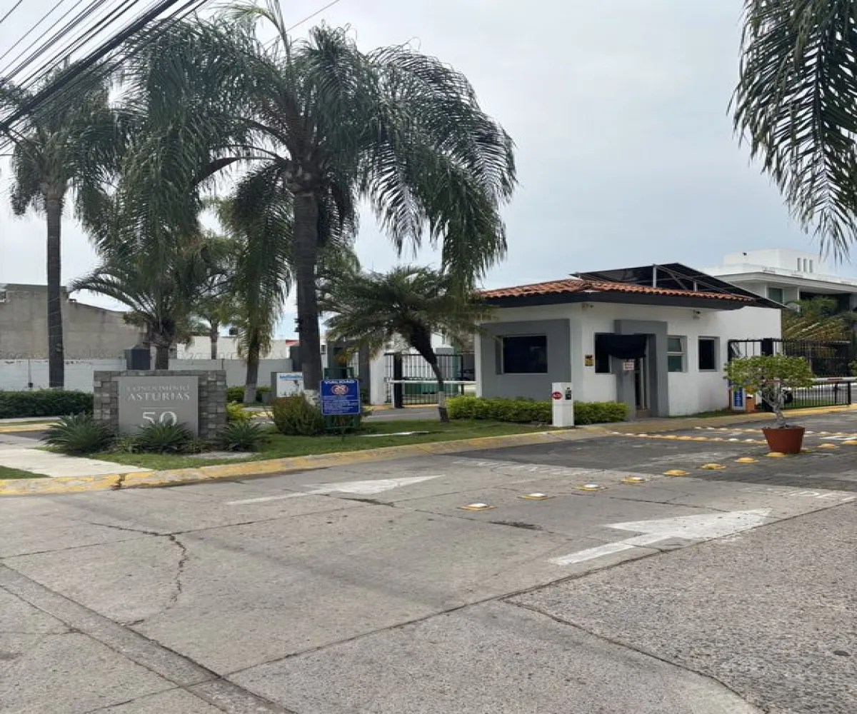 Casa En Venta,Real de Valdepeñas,Zaragoza 50 219, Zapopan, Jalisco 45134, 4 Habitaciones,4 Baños,Zaragoza,2,pdXVMQG