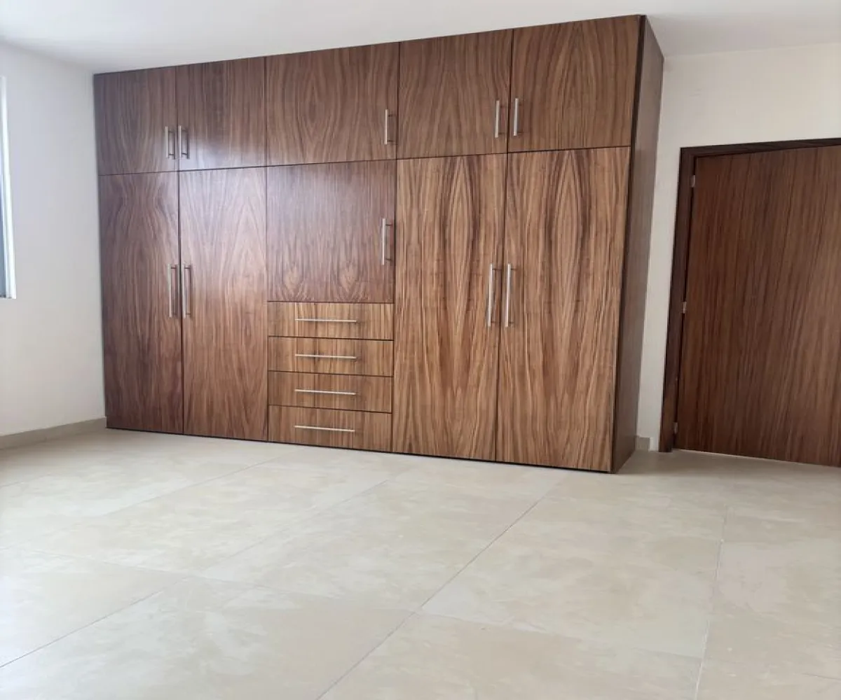 Casa En Venta,Real de Valdepeñas,Zaragoza 50 219, Zapopan, Jalisco 45134, 4 Habitaciones,4 Baños,Zaragoza,2,pdXVMQG