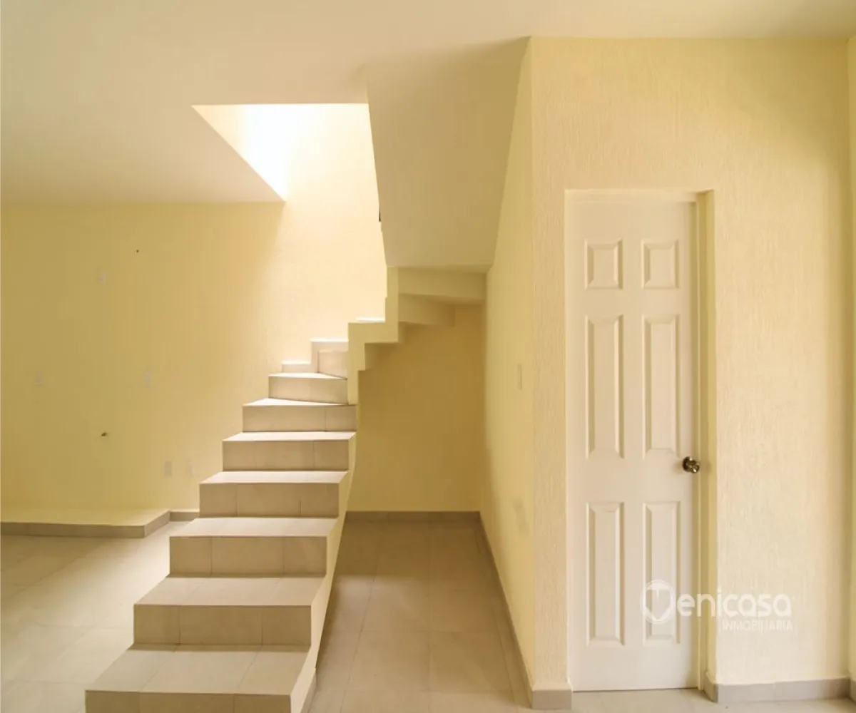 Casa En Venta,Alta California,El centro 1, Tlajomulco de Zúñiga, Jalisco 45650, 3 Habitaciones,2 Baños,El centro ,2,p5uezgN