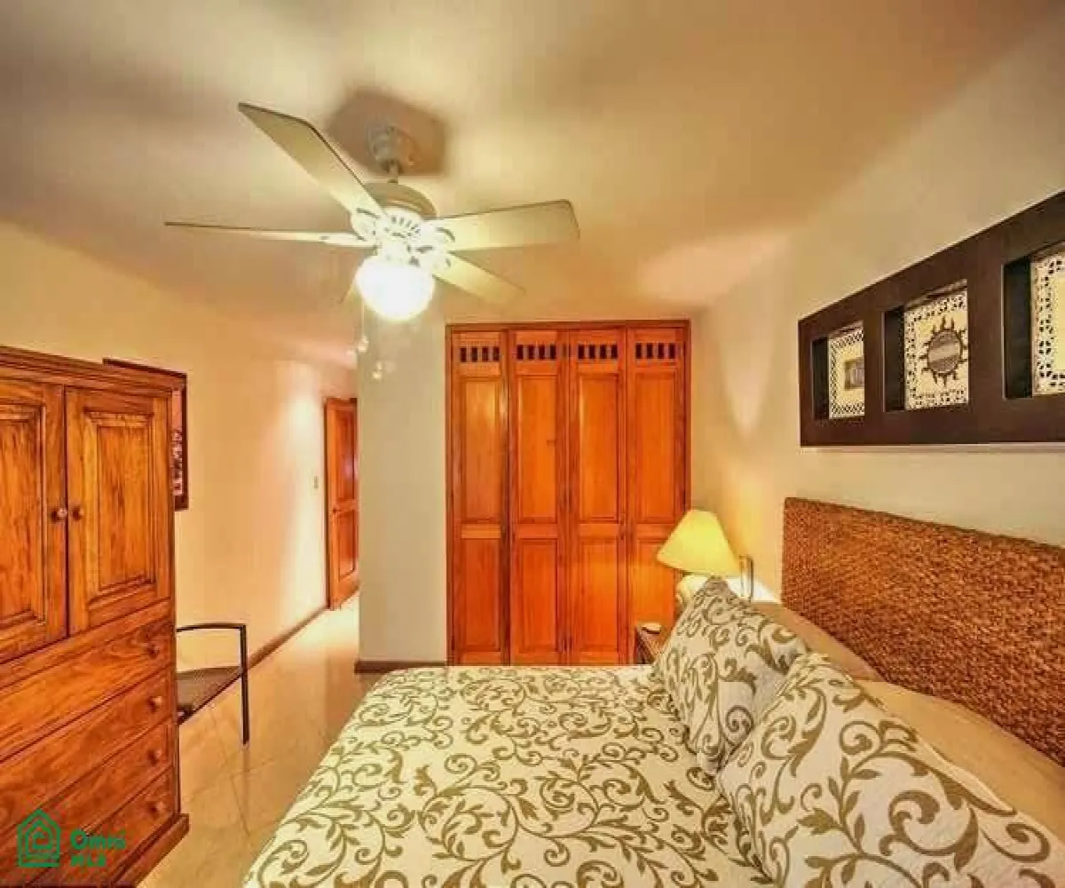 Departamento En Venta,La Marina,Pelícanos 222, Puerto Vallarta, Jalisco 48314, 2 Habitaciones,2 Baños,Pelícanos,MX25995036