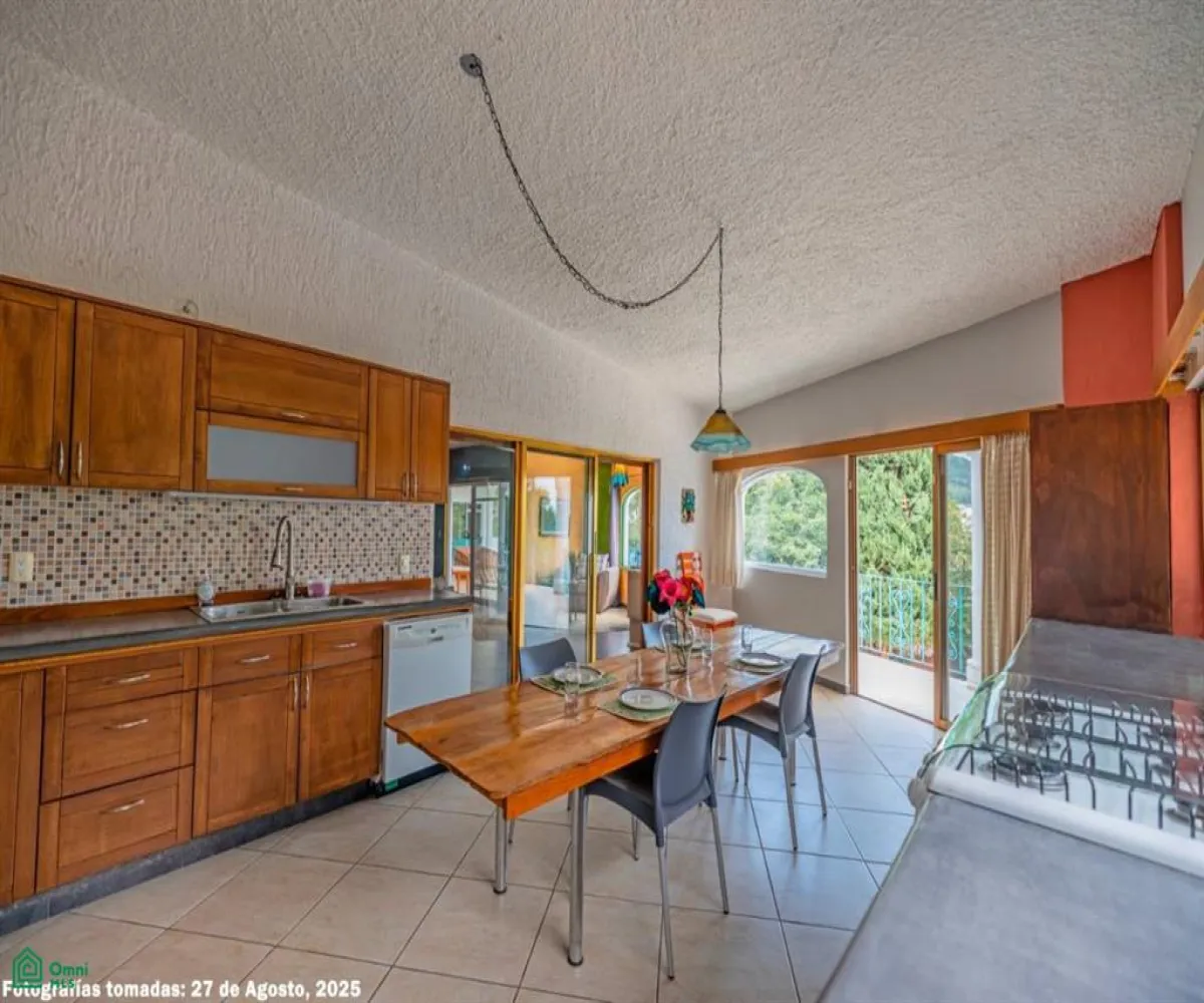 Casa En Venta,Chapala Haciendas,De la Paloma, Chapala Haciendas, Chapala, Jalisco 19, Chapala, Jalisco 45907, 6 Habitaciones,6 Baños,De la Paloma, Chapala Haciendas, Chapala, Jalisco,2,MX25995049