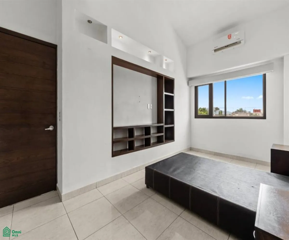 Departamento En Venta,Coapinole,Calle 16 de Septiembre 746 Interior 5, Puerto Vallarta, Jalisco 48290, 2 Habitaciones,2 Baños,Calle 16 de Septiembre,3,MX25995355