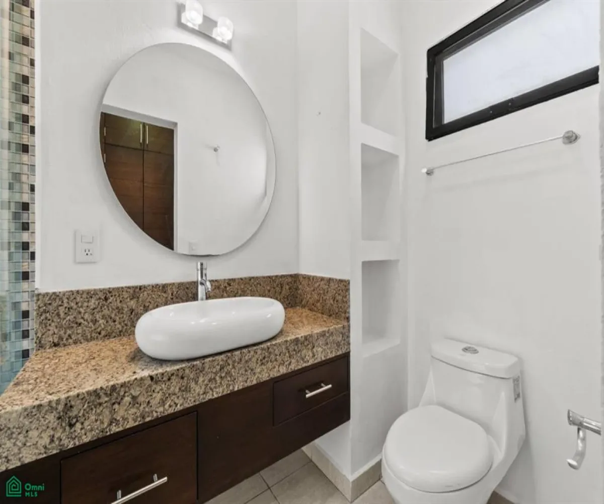 Departamento En Venta,Coapinole,Calle 16 de Septiembre 746 Interior 5, Puerto Vallarta, Jalisco 48290, 2 Habitaciones,2 Baños,Calle 16 de Septiembre,3,MX25995355