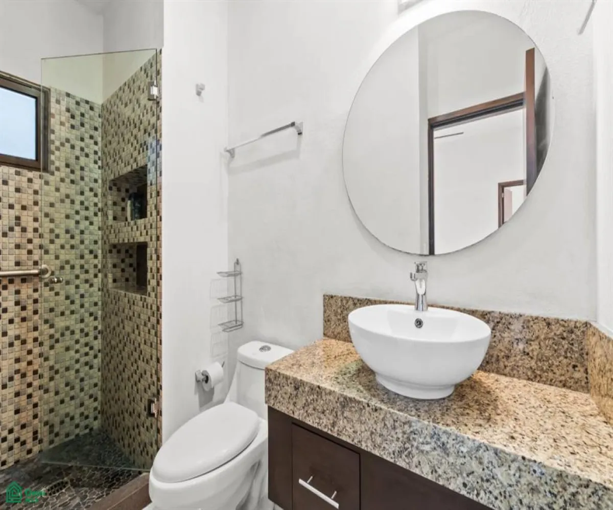 Departamento En Venta,Coapinole,Calle 16 de Septiembre 746 Interior 5, Puerto Vallarta, Jalisco 48290, 2 Habitaciones,2 Baños,Calle 16 de Septiembre,3,MX25995355