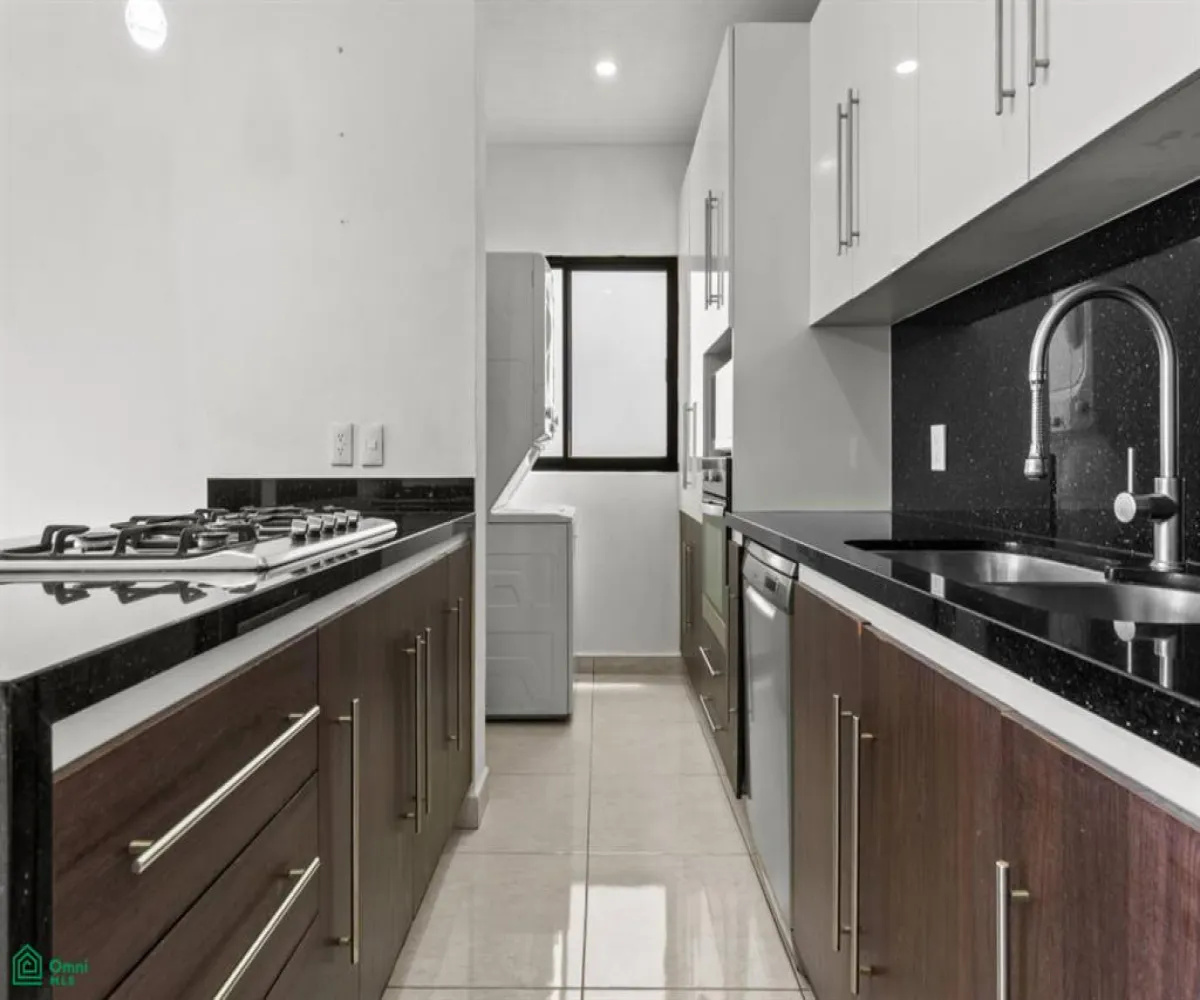 Departamento En Venta,Coapinole,Calle 16 de Septiembre 746 Interior 5, Puerto Vallarta, Jalisco 48290, 2 Habitaciones,2 Baños,Calle 16 de Septiembre,3,MX25995355