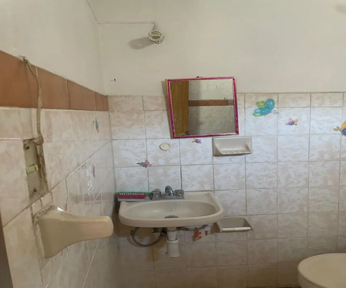 Casa En Venta,Calle San Pablo 30, San Pedro Tlaquepaque, Jalisco 45615, 2 Habitaciones,1 Baño,Calle San Pablo,1,pckmfWI