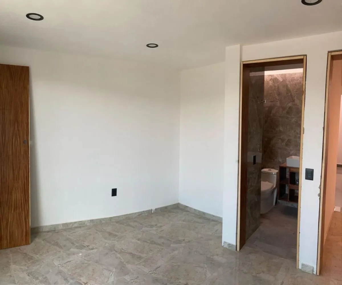 Casa En Venta,Adamar,Avenida Adamar 796, Tlajomulco de Zúñiga, Jalisco 45645, 4 Habitaciones,3 Baños,Avenida Adamar,2,pe2p6WH