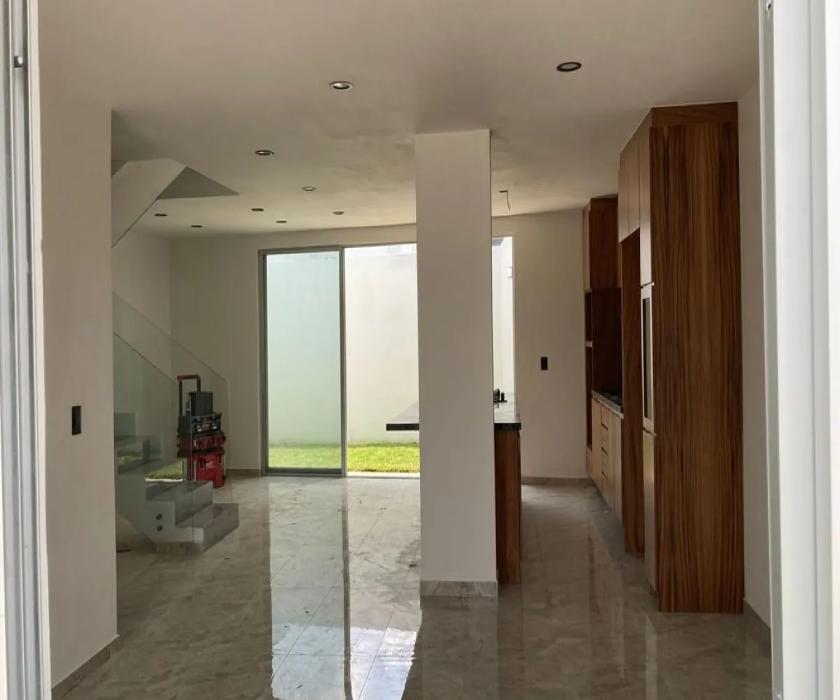 Casa En Venta,Adamar,Avenida Adamar 796, Tlajomulco de Zúñiga, Jalisco 45645, 4 Habitaciones,3 Baños,Avenida Adamar,2,pe2p6WH