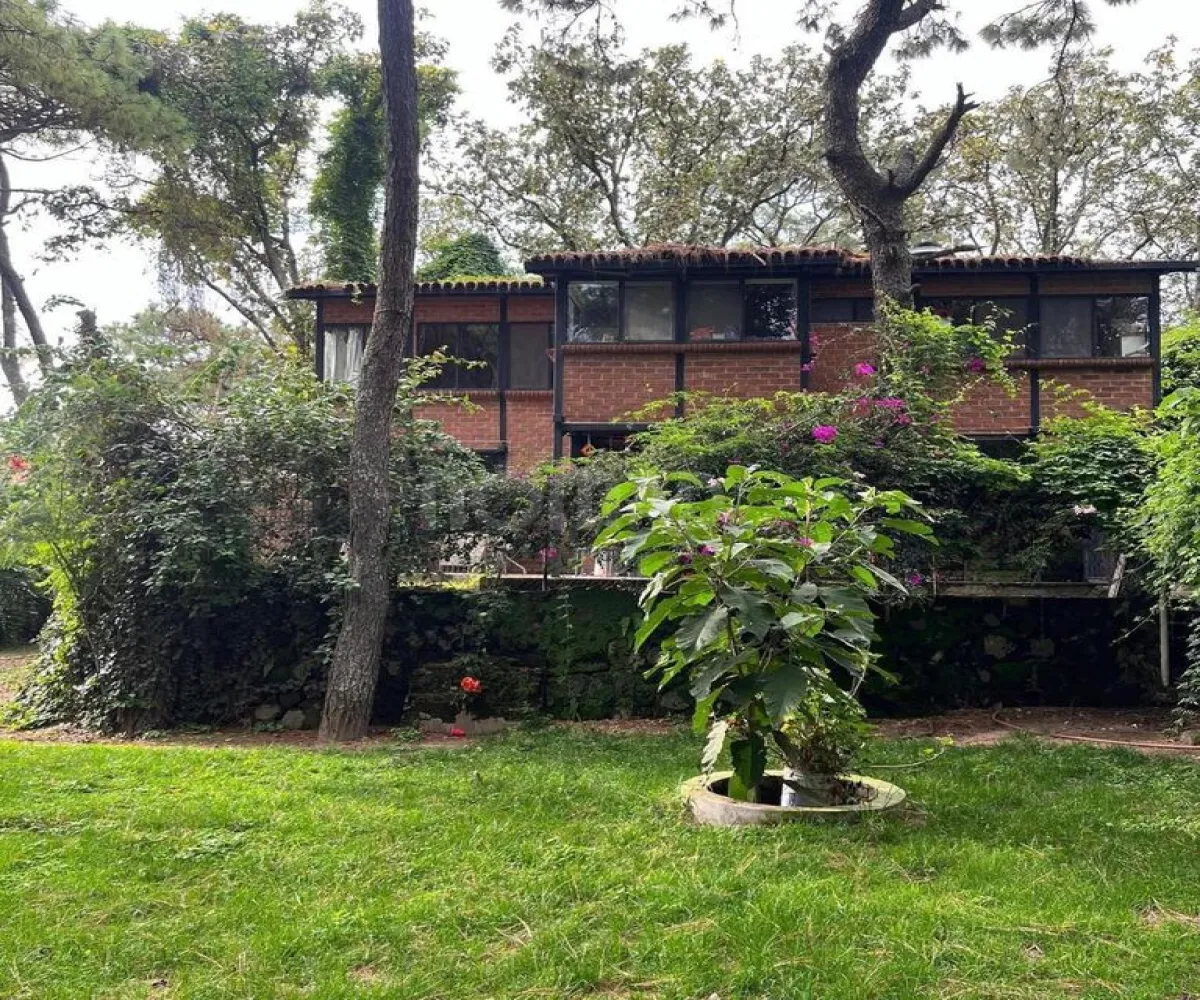 Casa En Venta,Pinar de la Venta,Paseo de la rosa morada S/N, Zapopan, Jalisco 45221, 3 Habitaciones,3 Baños,Paseo de la rosa morada,1,pqmbmTa