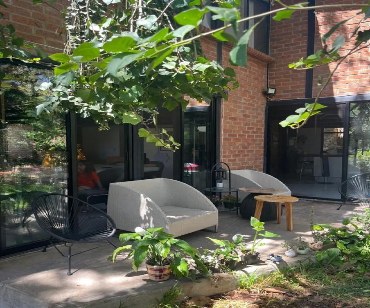 Casa En Venta,Pinar de la Venta,Paseo de la rosa morada S/N, Zapopan, Jalisco 45221, 3 Habitaciones,3 Baños,Paseo de la rosa morada,1,pqmbmTa