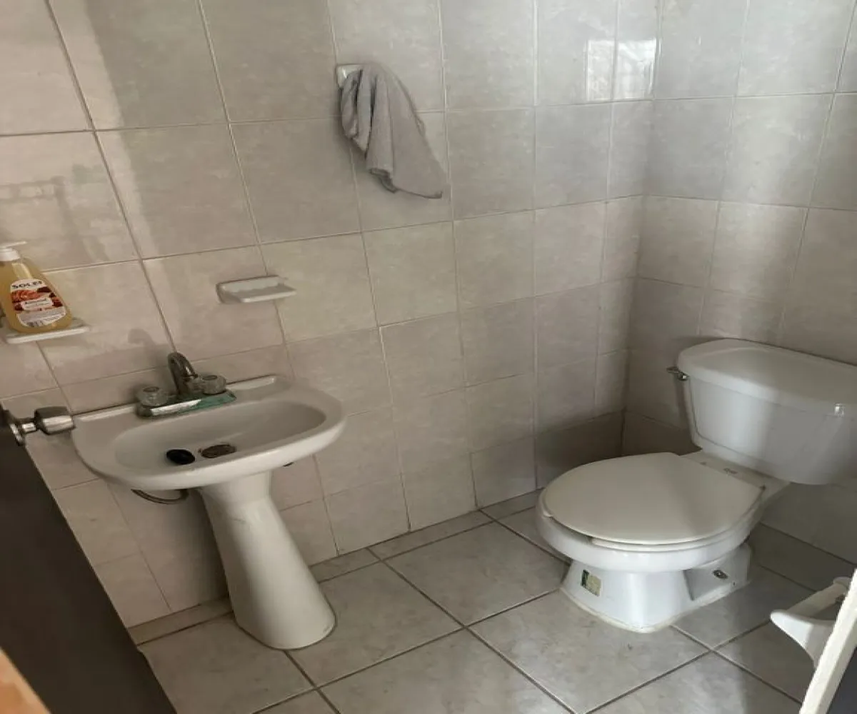 Casa En Venta,Ermita,5 de Febrero 387, Guasave, Sinaloa 81000, 16 Habitaciones,8 Baños,5 de Febrero,2,pnr5WLU