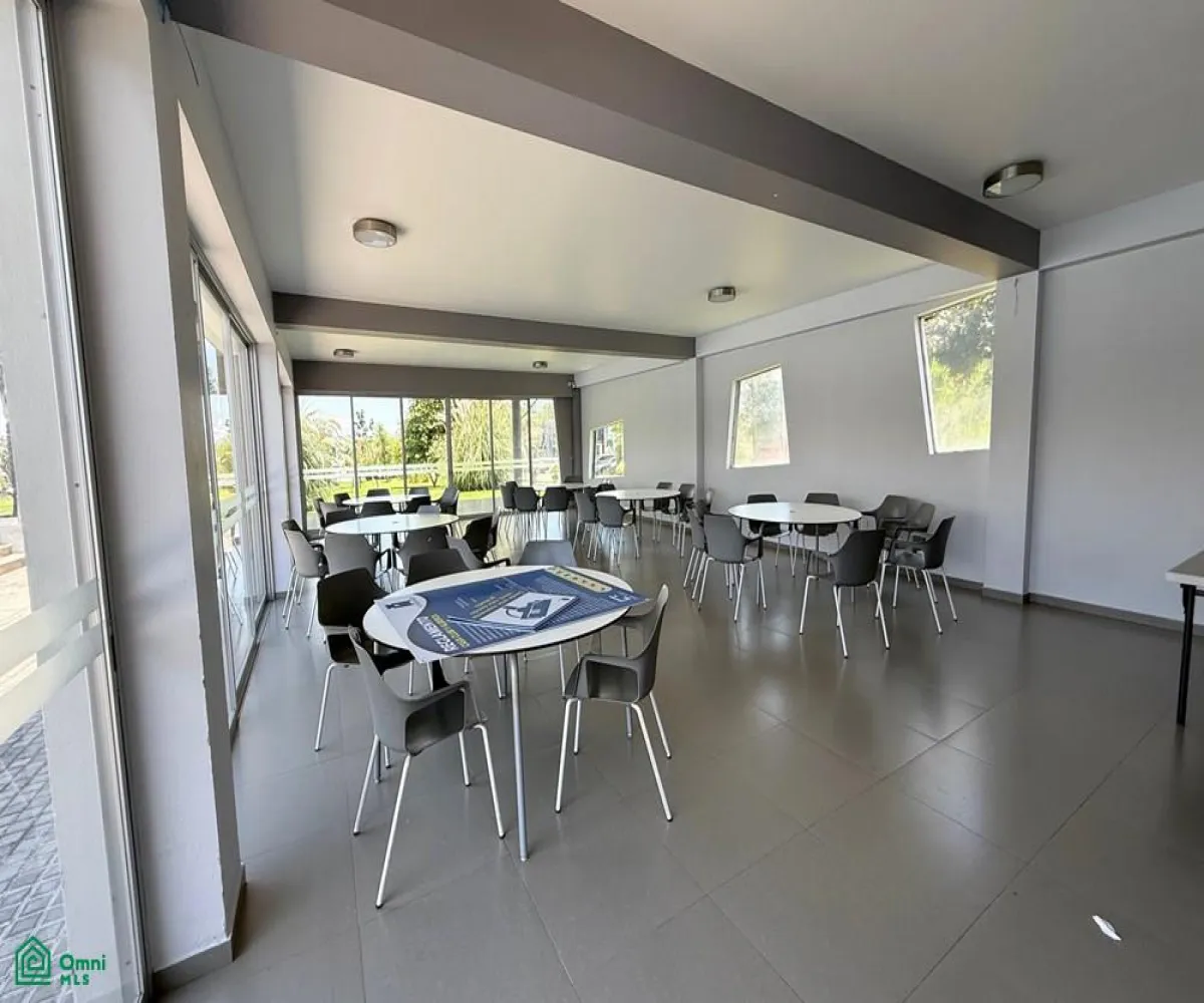 Casa En Venta,Fraccionamiento El Alcázar (Casa Fuerte),Baluarte 93, Tlajomulco de Zuniga, Jalisco 45645, 4 Habitaciones,3 Baños,Baluarte,2,MX25995537