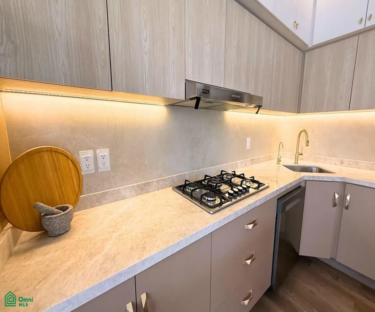 Casa En Venta,Fraccionamiento El Alcázar (Casa Fuerte),Baluarte 93, Tlajomulco de Zuniga, Jalisco 45645, 4 Habitaciones,3 Baños,Baluarte,2,MX25995537