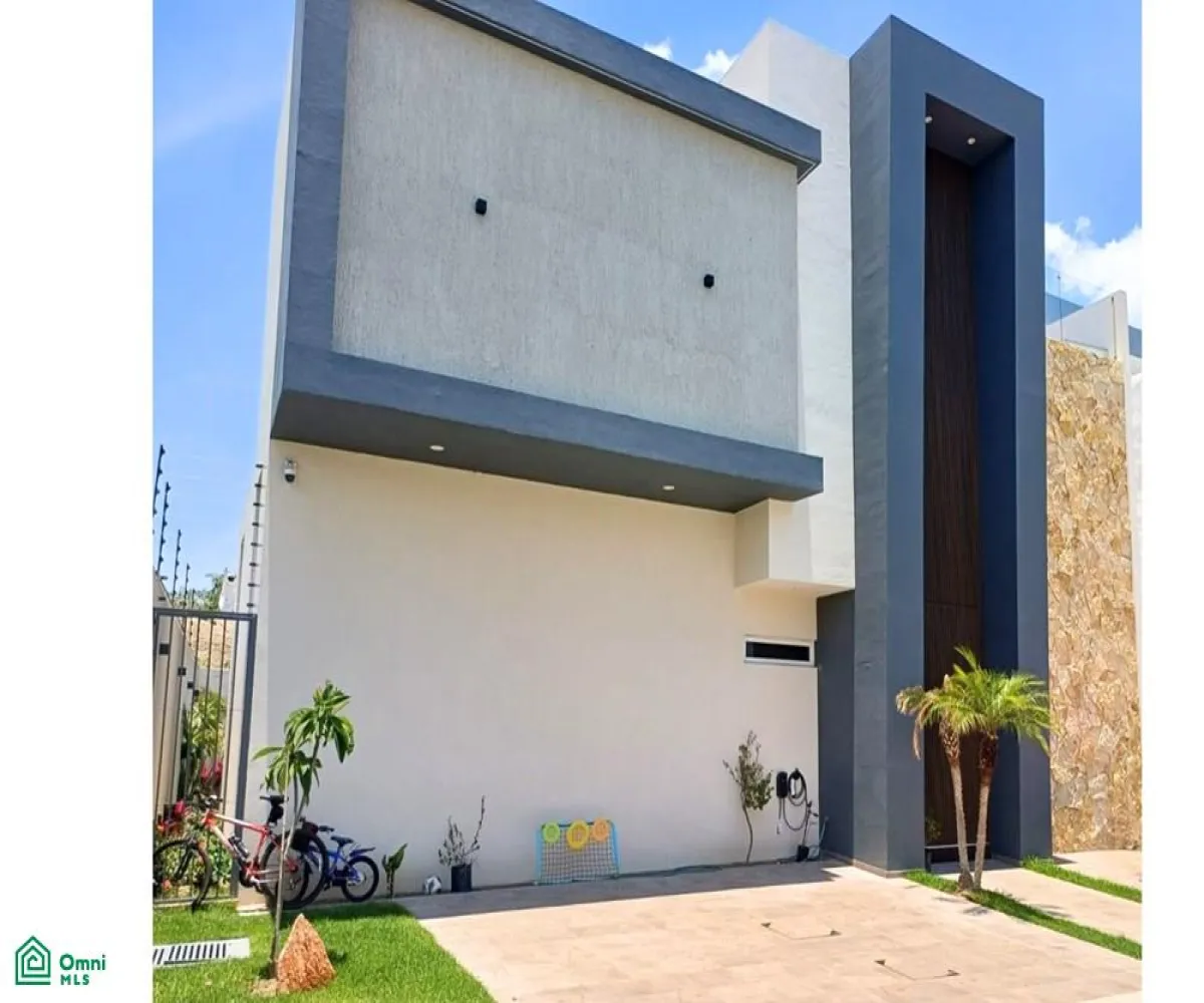 Casa En Venta,Fraccionamiento El Alcázar (Casa Fuerte),Baluarte 93, Tlajomulco de Zuniga, Jalisco 45645, 4 Habitaciones,3 Baños,Baluarte,2,MX25995537