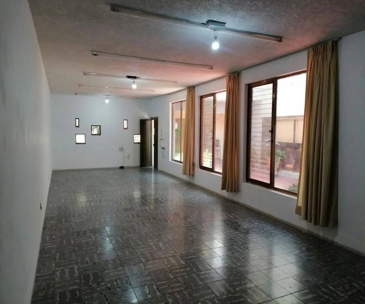 Casa En Venta,Ladron De Guevara,Calle Aurelio Luis Gallardo 531, Guadalajara, Jalisco 44600, 6 Habitaciones,6 Baños,Calle Aurelio Luis Gallardo,1,pGyksFo