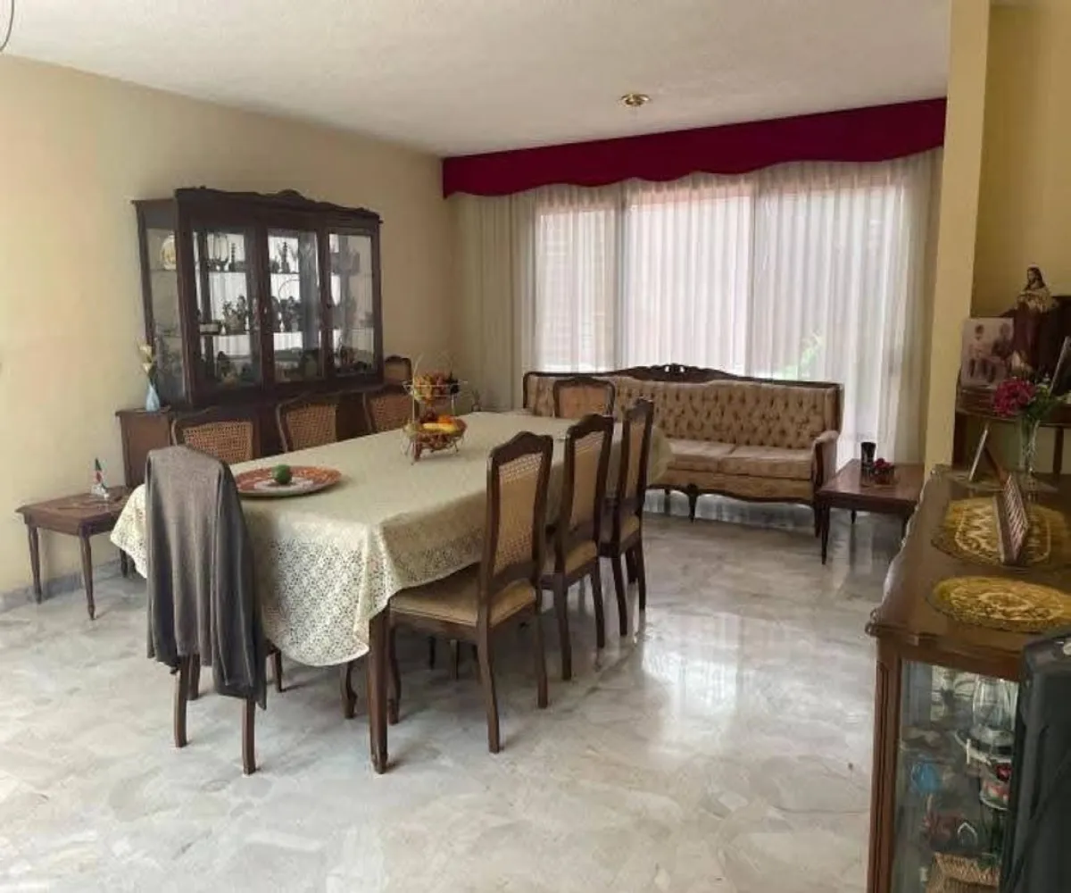 Casa En Venta,Ladron De Guevara,Calle Aurelio Luis Gallardo 531, Guadalajara, Jalisco 44600, 6 Habitaciones,6 Baños,Calle Aurelio Luis Gallardo,1,pGyksFo