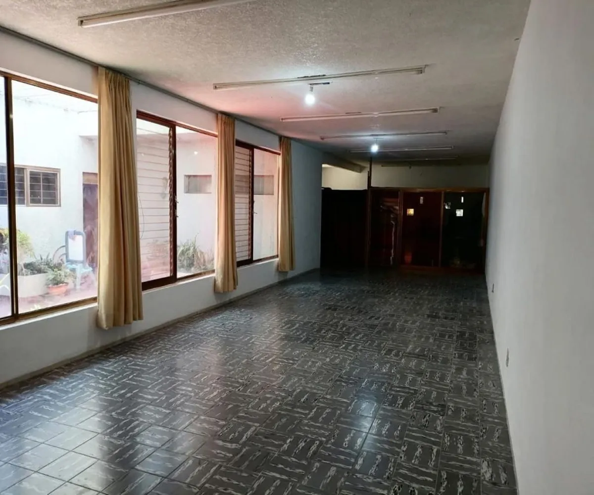 Casa En Venta,Ladron De Guevara,Calle Aurelio Luis Gallardo 531, Guadalajara, Jalisco 44600, 6 Habitaciones,6 Baños,Calle Aurelio Luis Gallardo,1,pGyksFo