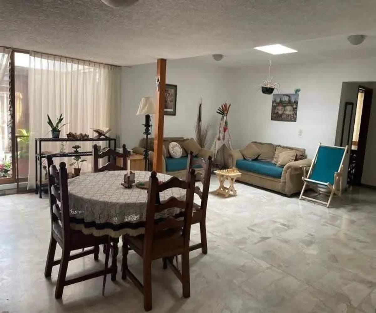 Casa En Venta,Ladron De Guevara,Calle Aurelio Luis Gallardo 531, Guadalajara, Jalisco 44600, 6 Habitaciones,6 Baños,Calle Aurelio Luis Gallardo,1,pGyksFo