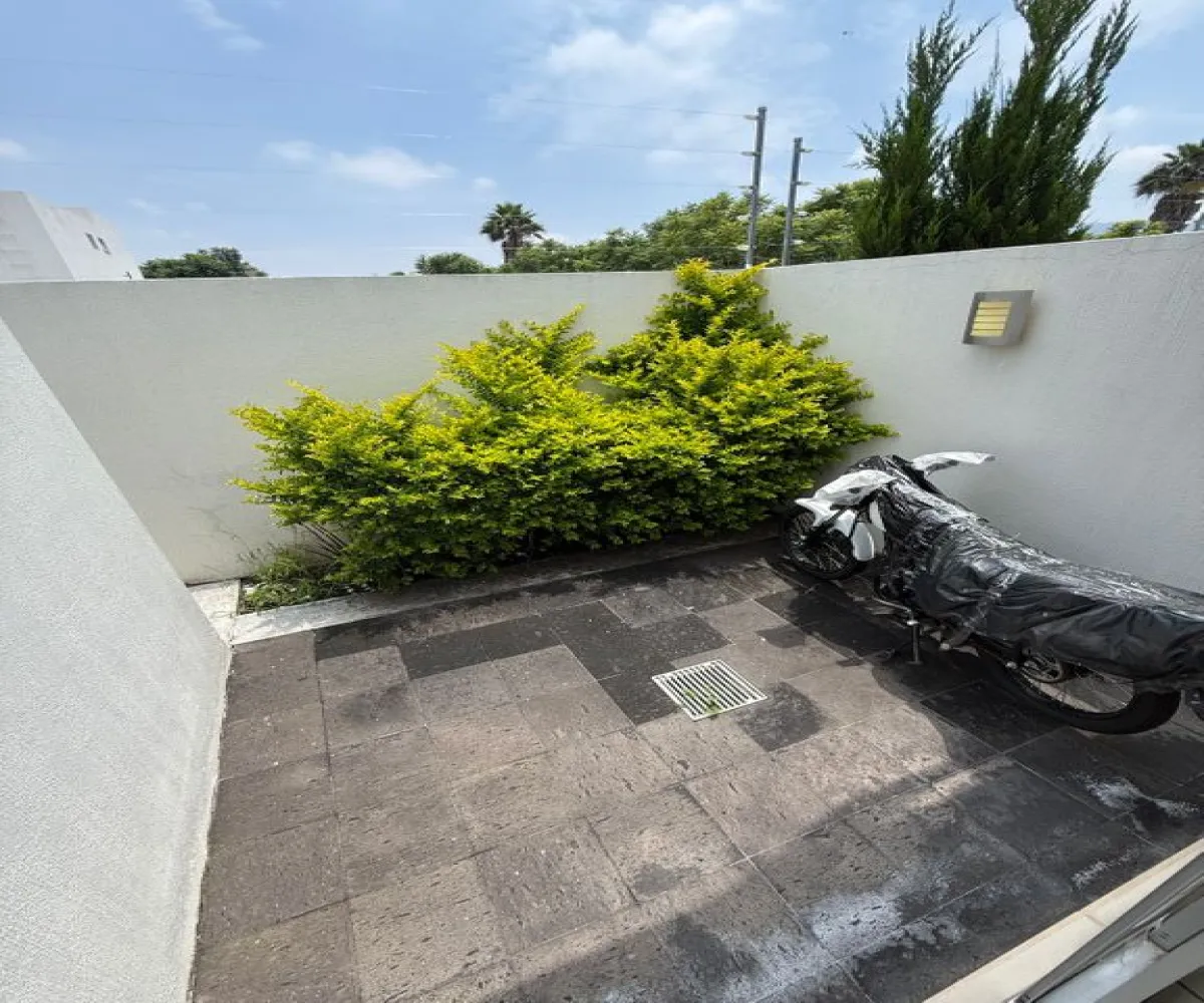 Casa En Venta,El Fortín,Calle Álamo 1359 B3, Zapopan, Jalisco 45100, 3 Habitaciones,2 Baños,Calle Álamo,1,pOjxI5q