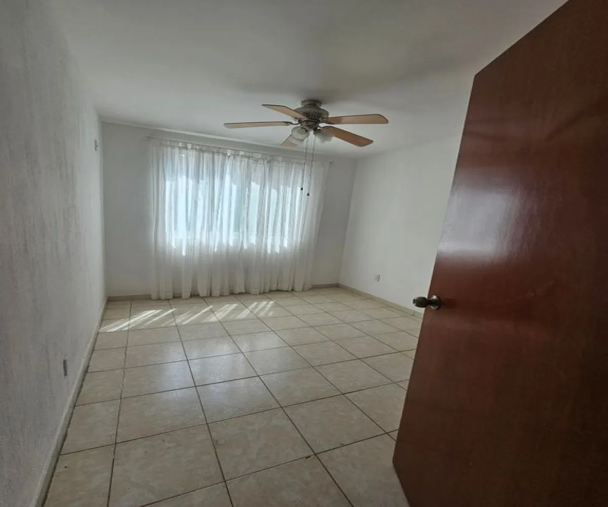 Casa En Venta,Villas de Zapopan,Industria de La Construcción 77 69, Zapopan, Jalisco 45132, 3 Habitaciones,2 Baños,Industria de La Construcción,1,p4LIy8B