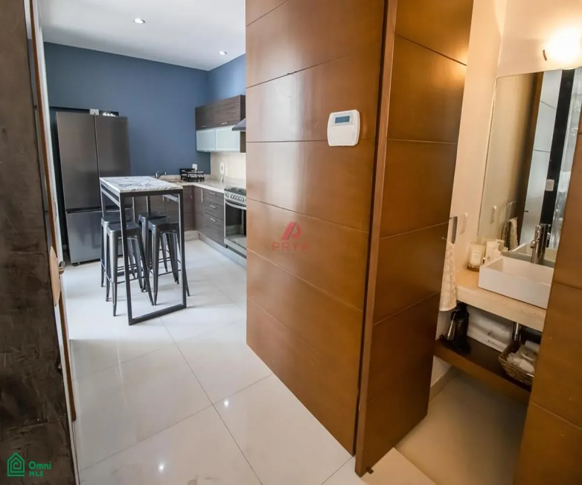 Casa En Venta,Fraccionamiento Colomos Providencia,asunción 1975, Guadalajara, Jalisco 44660, 4 Habitaciones,3 Baños,asunción,3,MX25996181