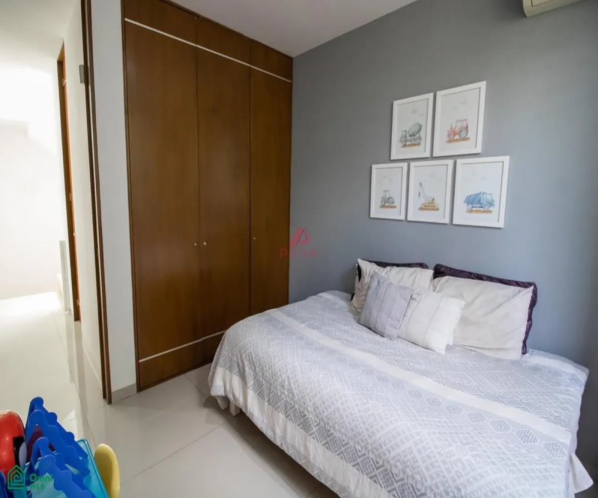 Casa En Venta,Fraccionamiento Colomos Providencia,asunción 1975, Guadalajara, Jalisco 44660, 4 Habitaciones,3 Baños,asunción,3,MX25996181