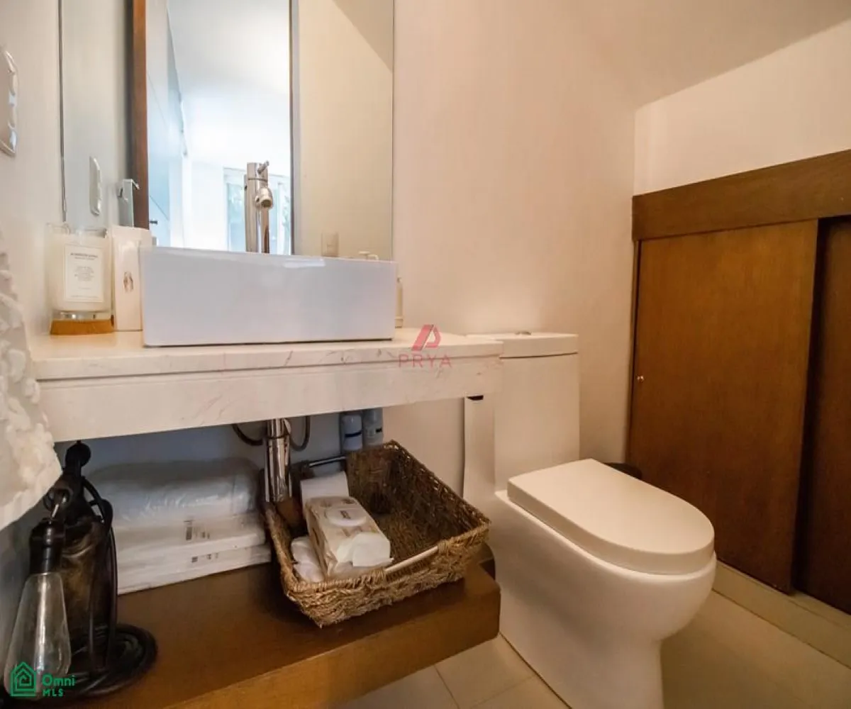 Casa En Venta,Fraccionamiento Colomos Providencia,asunción 1975, Guadalajara, Jalisco 44660, 4 Habitaciones,3 Baños,asunción,3,MX25996181