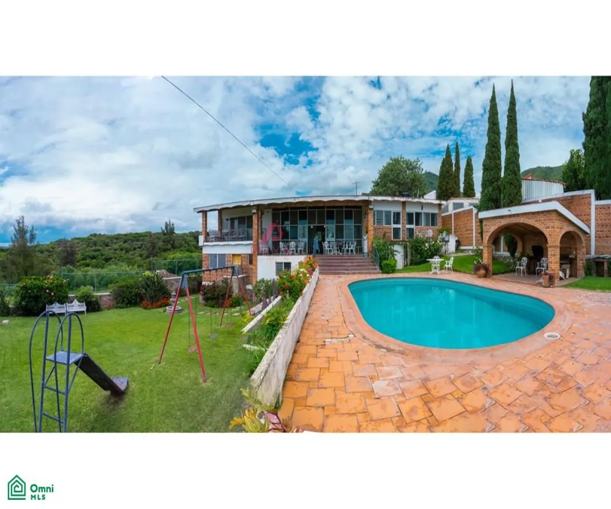 Casa En Venta,Fraccionamiento Brisas de Chapala,Tormenta 2, Chapala, Jalisco 45900, 6 Habitaciones,5 Baños,Tormenta,MX25996182