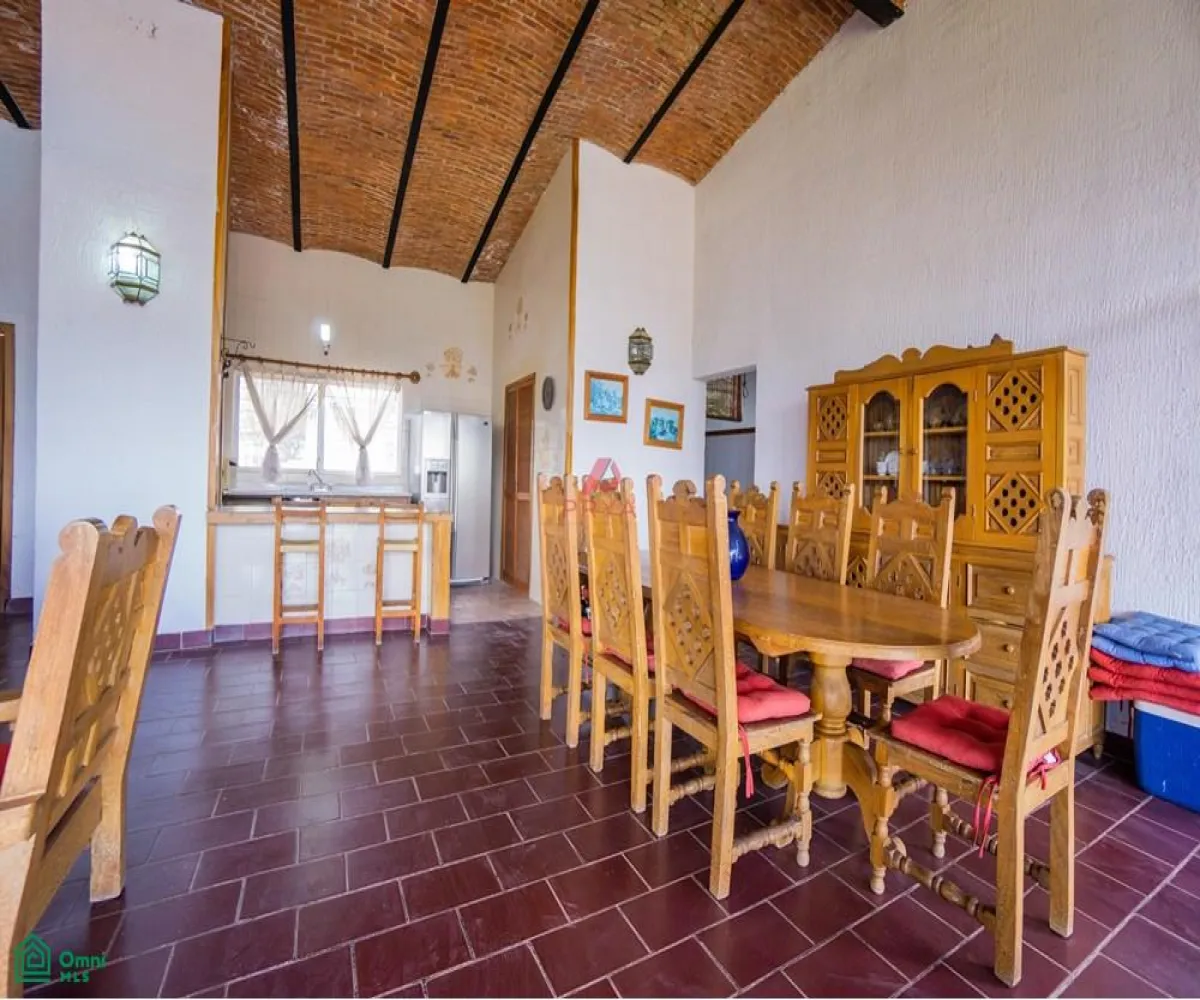 Casa En Venta,Fraccionamiento Brisas de Chapala,Tormenta 2, Chapala, Jalisco 45900, 6 Habitaciones,5 Baños,Tormenta,MX25996182