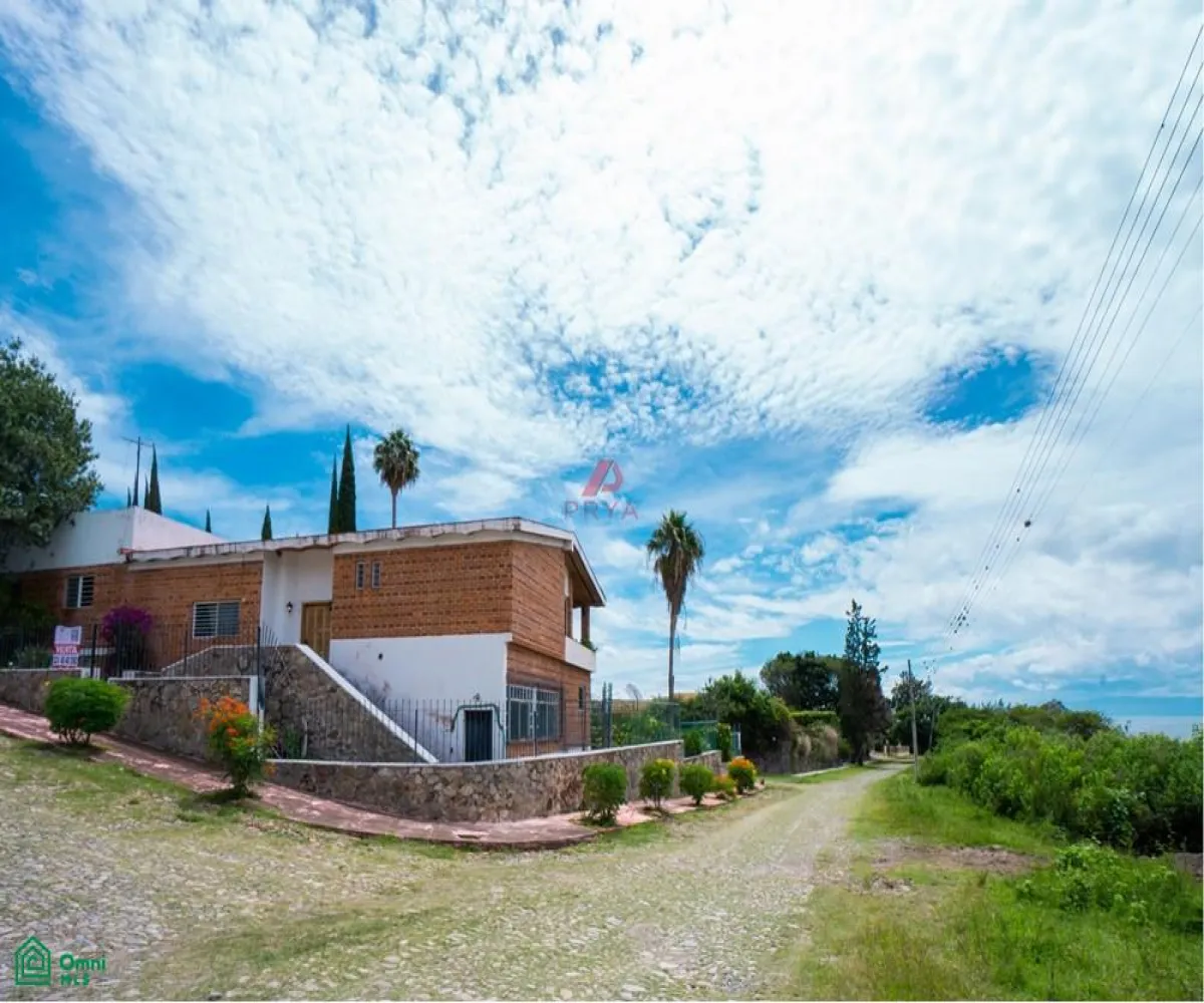 Casa En Venta,Fraccionamiento Brisas de Chapala,Tormenta 2, Chapala, Jalisco 45900, 6 Habitaciones,5 Baños,Tormenta,MX25996182