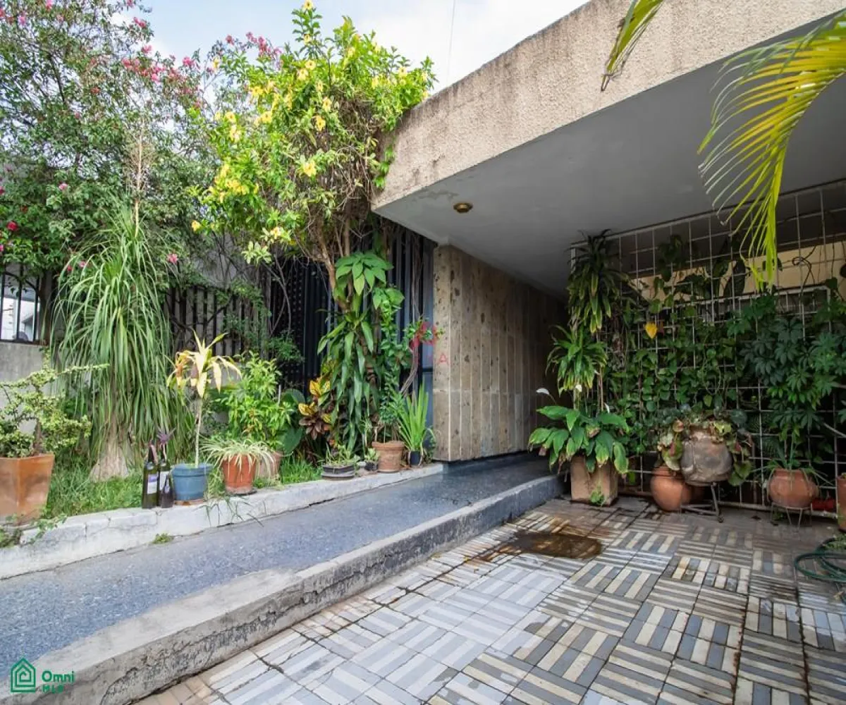 Casa En Venta,Chapalita,Purisima 3139, Guadalajara, Jalisco 44500, 4 Habitaciones,3 Baños,Purisima,MX25996209