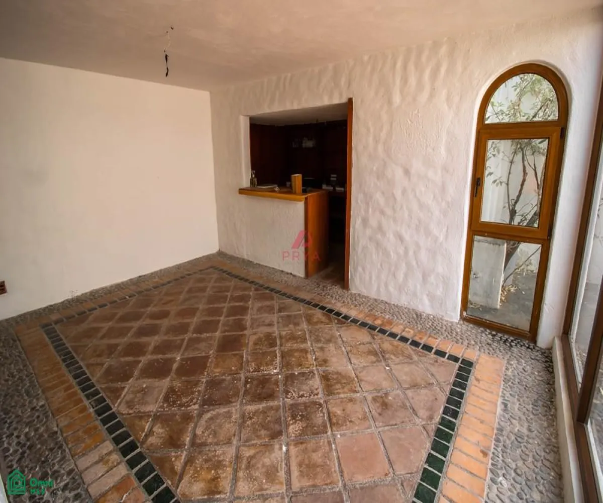 Casa En Venta,Fraccionamiento Ladrón de Guevara,LADRON DE GUEVARA S/N, Guadalajara, Jalisco 44690,1 Baño,LADRON DE GUEVARA,MX25996226
