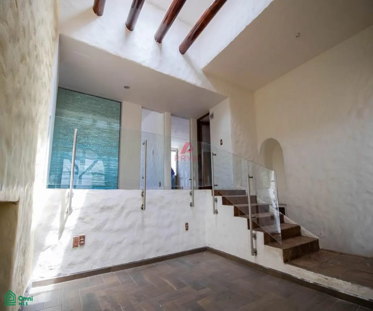 Casa En Venta,Fraccionamiento Ladrón de Guevara,LADRON DE GUEVARA S/N, Guadalajara, Jalisco 44690,1 Baño,LADRON DE GUEVARA,MX25996226