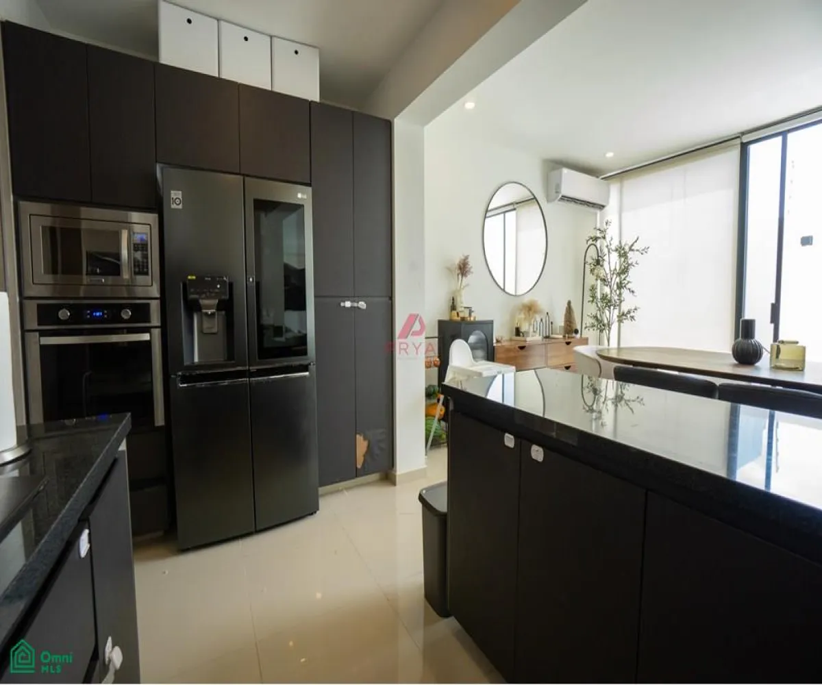 Casa En Venta,Fraccionamiento Solares,Terma S/N, Zapopan, Jalisco 45019, 4 Habitaciones,5 Baños,Terma,MX25996245