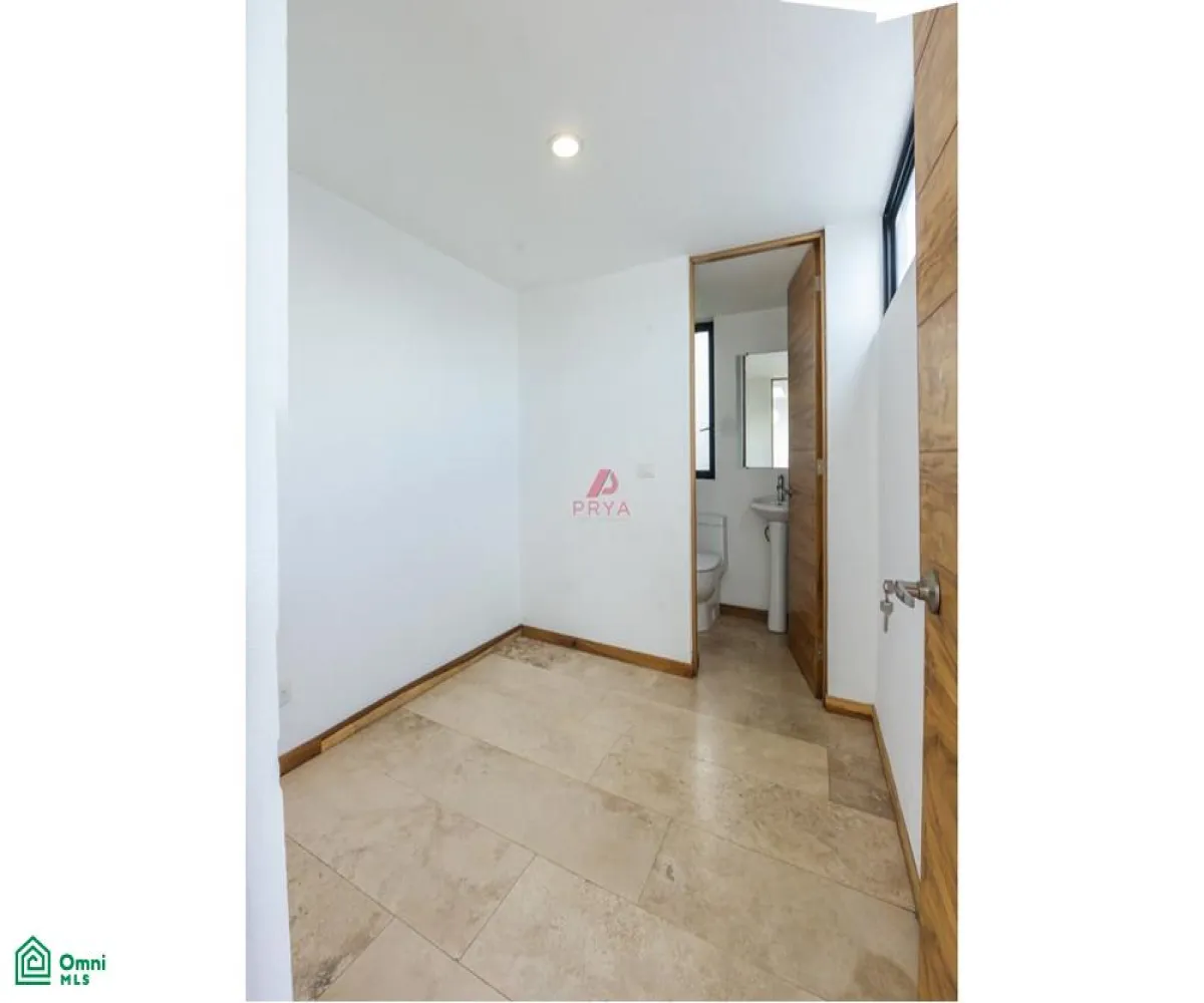 Casa En Venta,Solares Residencial,Coto Acanthia 211, Zapopan, Jalisco 45019, 4 Habitaciones,Coto Acanthia,MX25996246