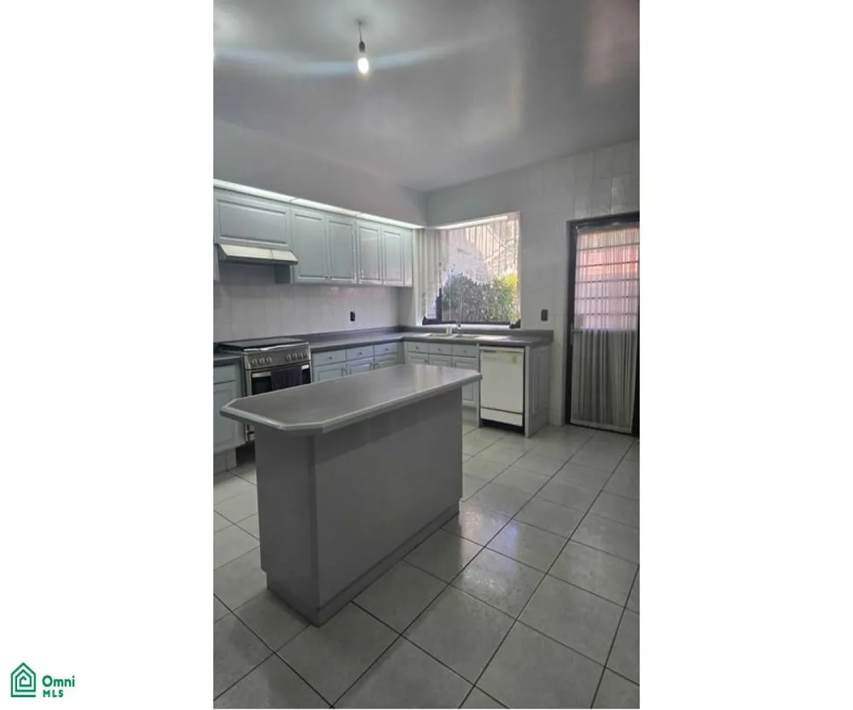 Casa En Venta,Jardines De Guadalupe,San Luis Gonzaga 4996, Guadalajara, Jalisco 45030, 4 Habitaciones,5 Baños,San Luis Gonzaga,MX25996247