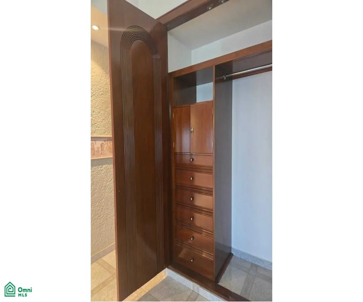 Casa En Venta,Jardines De Guadalupe,San Luis Gonzaga 4996, Guadalajara, Jalisco 45030, 4 Habitaciones,5 Baños,San Luis Gonzaga,MX25996247