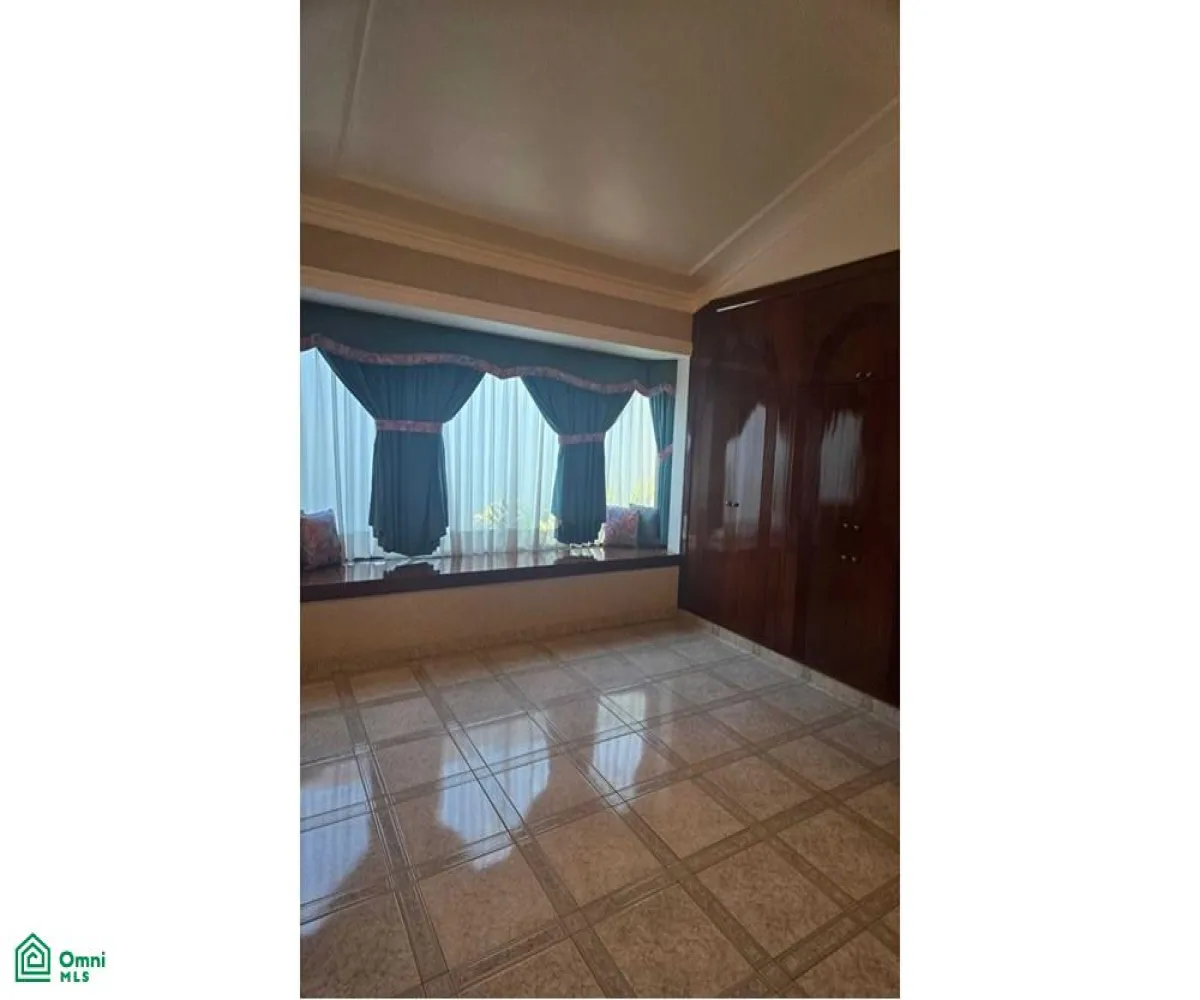 Casa En Venta,Jardines De Guadalupe,San Luis Gonzaga 4996, Guadalajara, Jalisco 45030, 4 Habitaciones,5 Baños,San Luis Gonzaga,MX25996247