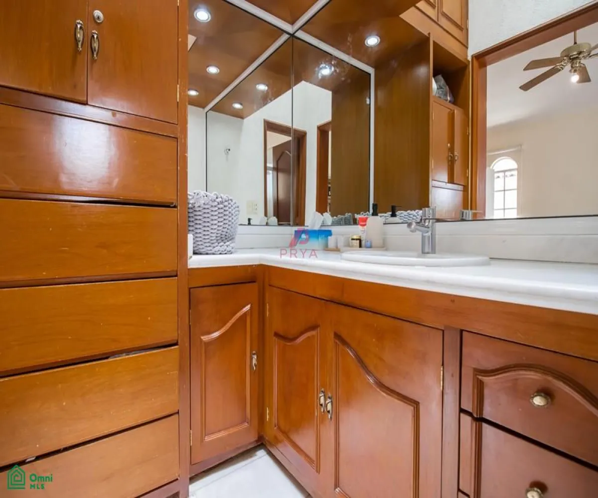 Casa En Venta,Valle Real,san arturo poniente S/N, Zapopan, Jalisco 45019, 4 Habitaciones,4 Baños,san arturo poniente,MX25996249