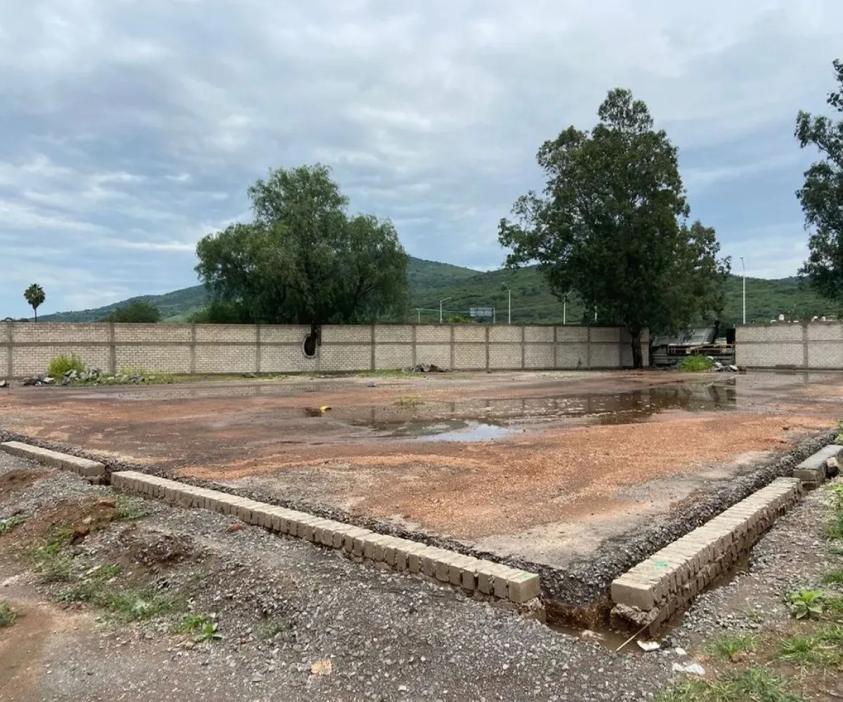 Terreno En Venta,Santa Cruz de las Flores,Av. de las Flores 10, Tlajomulco de Zúñiga, Jalisco 45640,Av. de las Flores,pWVzkcG