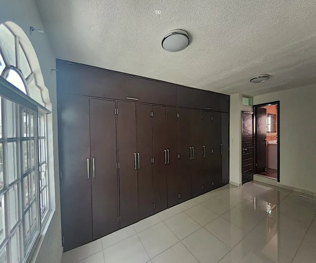 Casa En Venta,Santa Elena Alcalde,Calle Jerez 2477, Guadalajara, Jalisco 44220, 5 Habitaciones,3 Baños,Calle Jerez,2,pPn8EWT