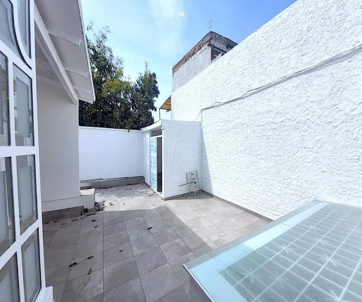 Casa En Venta,Santa Elena Alcalde,Calle Jerez 2477, Guadalajara, Jalisco 44220, 5 Habitaciones,3 Baños,Calle Jerez,2,pPn8EWT